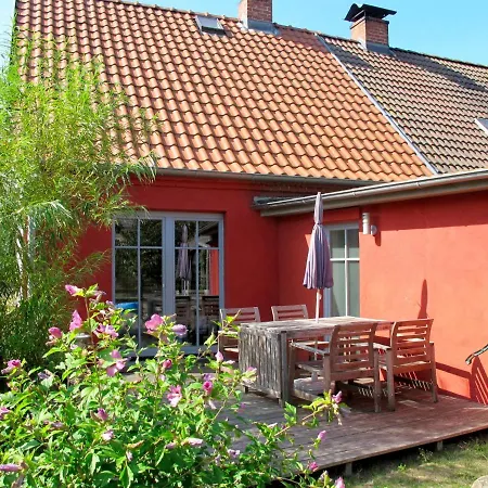 Kapitaenshaus Leo By Interhome Leopoldshagen