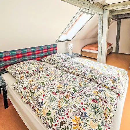 Kapitaenshaus Leo By Interhome *